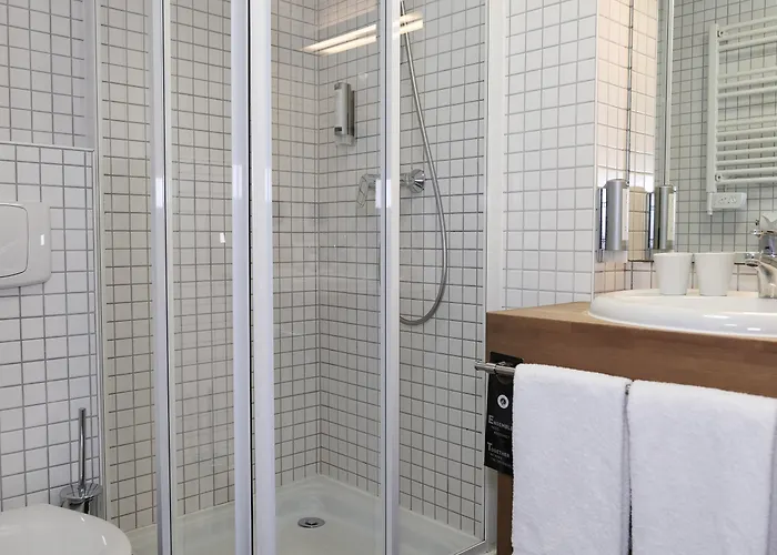 Le Faucigny - De Charme & מלון